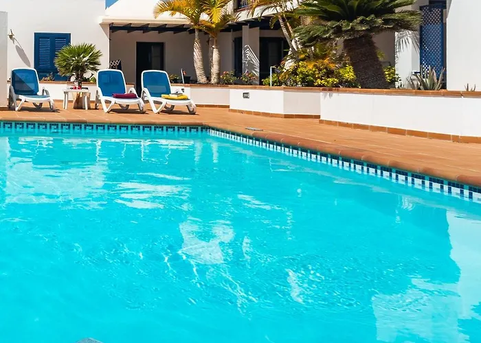 Διαμέρισμα Marina Rubicon Number 3 *